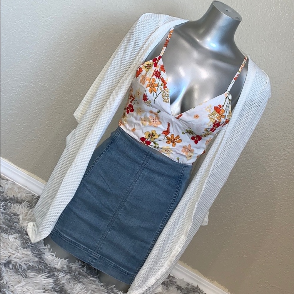 Ivory flowy cardigan kimono